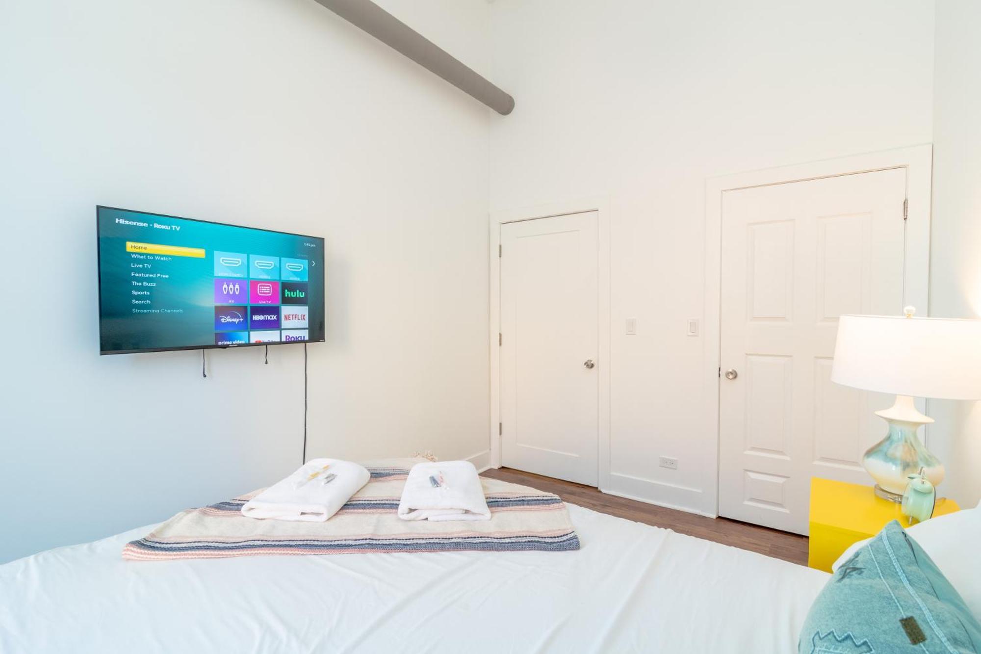 Mccormick Place 3Br-2Ba With Optional Parking - Sleeps 8 Чикаго Екстер'єр фото